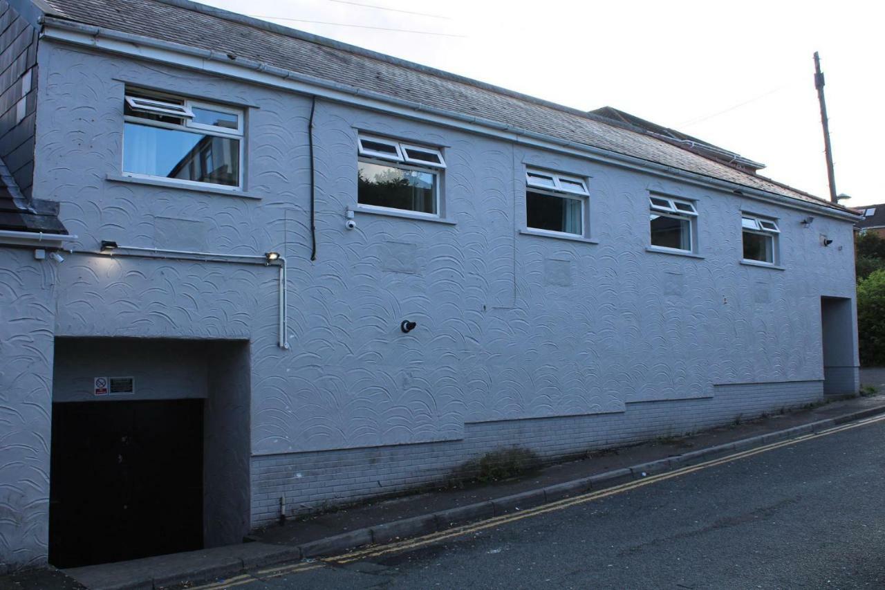 Red Lion Hotel Tredegar Exterior photo