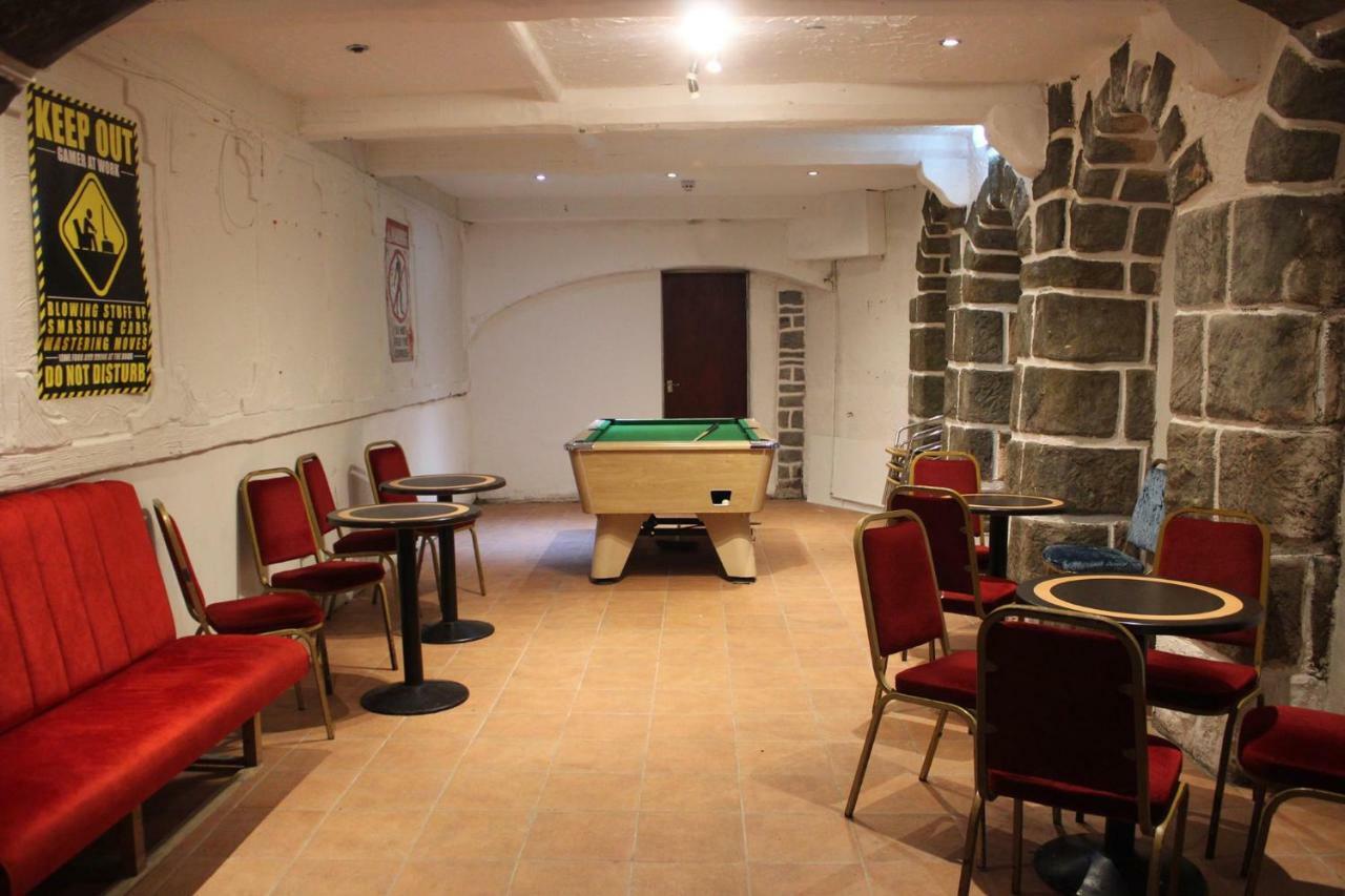 Red Lion Hotel Tredegar Exterior photo